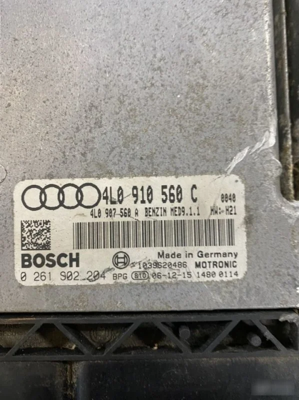 Блок управления двс Audi Q7 2005-2009