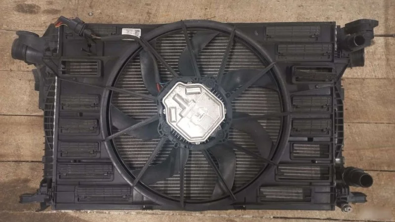 Вентилятор охлаждения Audi A4 B9