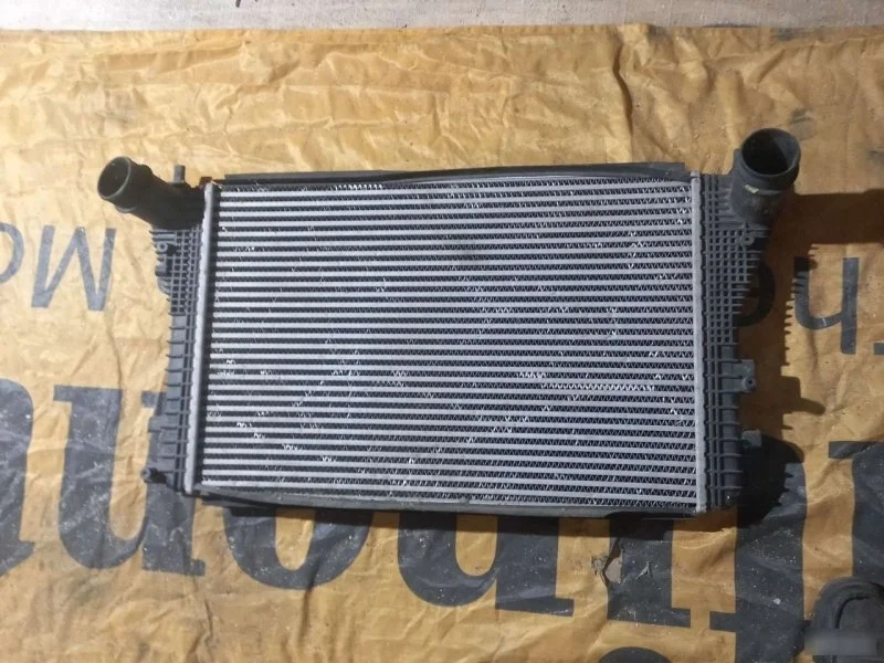 Радиатор охлаждения Audi A3