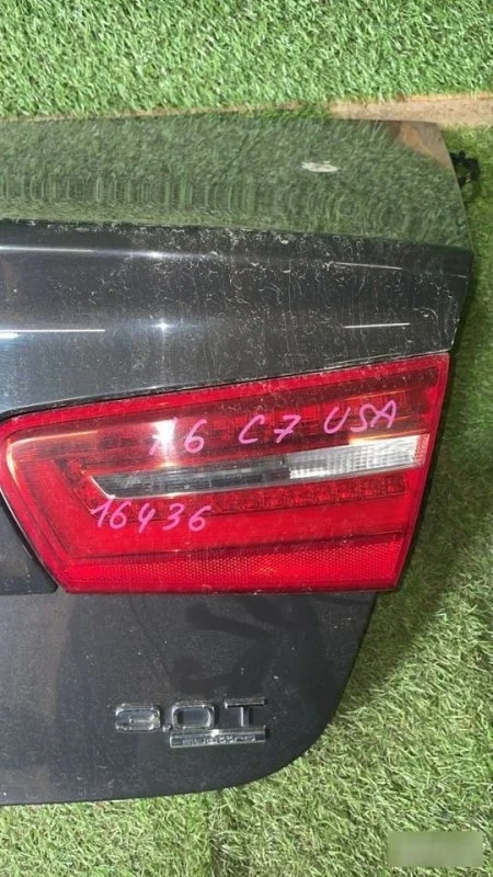 Фонарь в крышку багажника Audi A6 2011-2014 C7