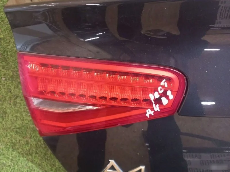 Фонарь внутренний Audi A4 2011-2015 B8