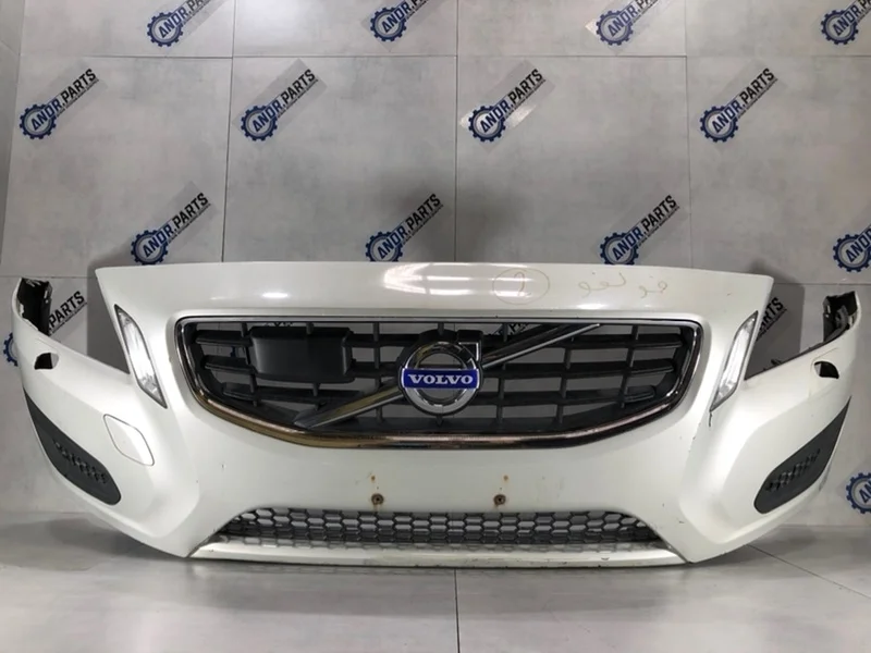 Бампер передний Volvo S60 2011