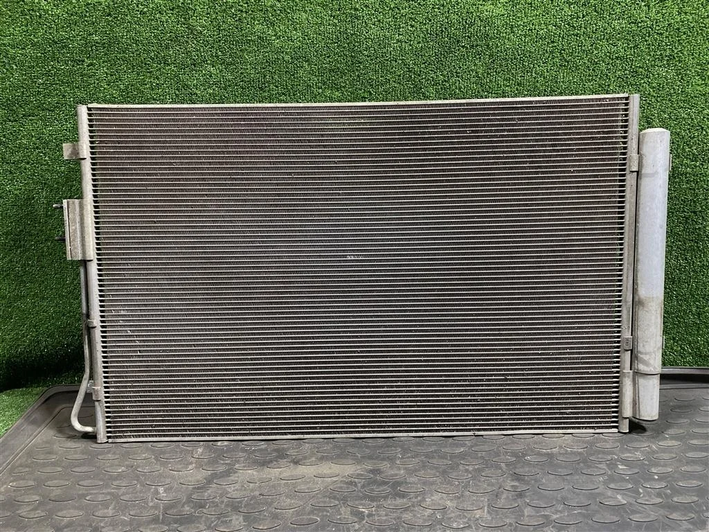 радиатор кондиционера (конденсер) Kia Sorento Prime UM  2015 - 2020