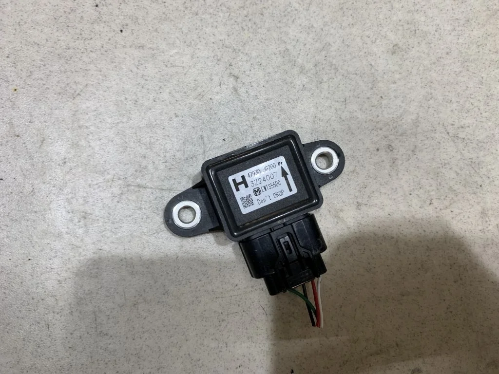 Датчик ускорения Nissan