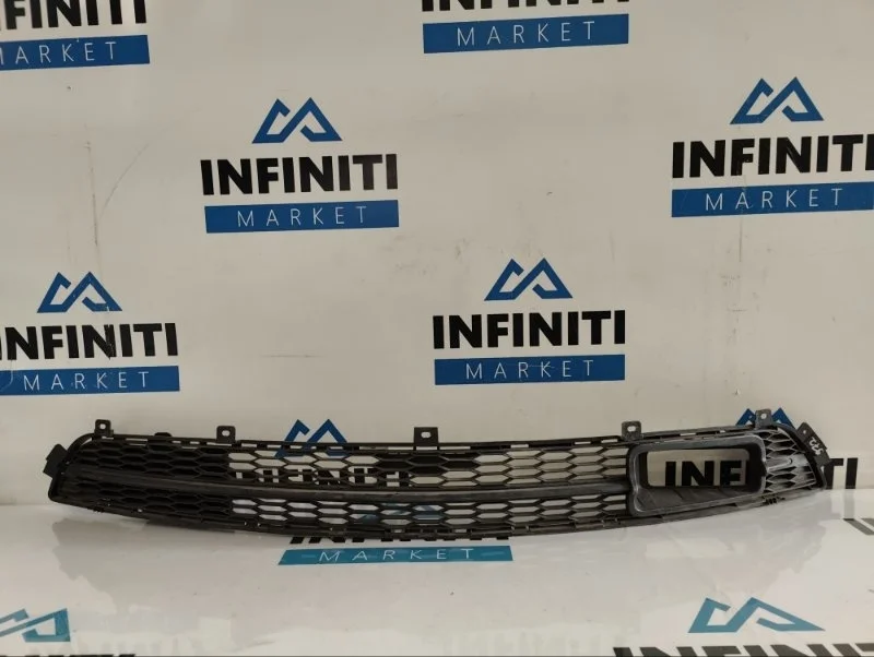 Решетка бампера нижняя Infiniti M37 Y51 2012