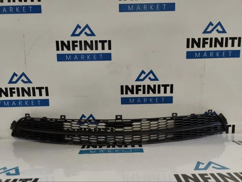 Решетка бампера нижняя Infiniti M37 Y51 2012