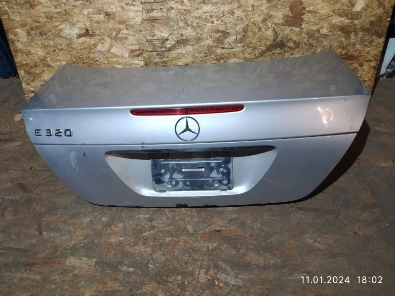 Крышка багажника Mercedes-Benz -klasse 2004 W211