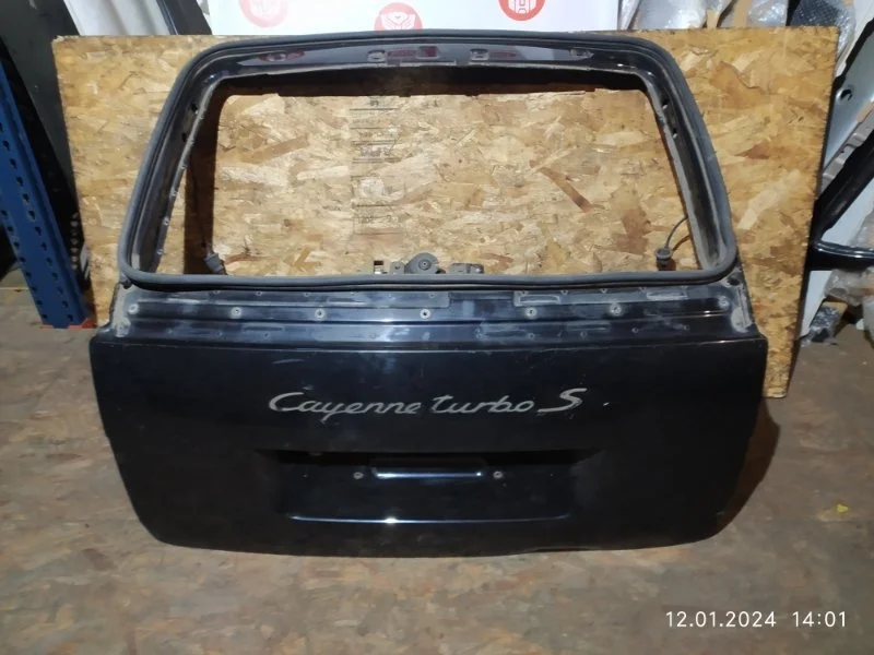 Крышка багажника с дефектом PORSCHE Cayenne Turbo 2008 957