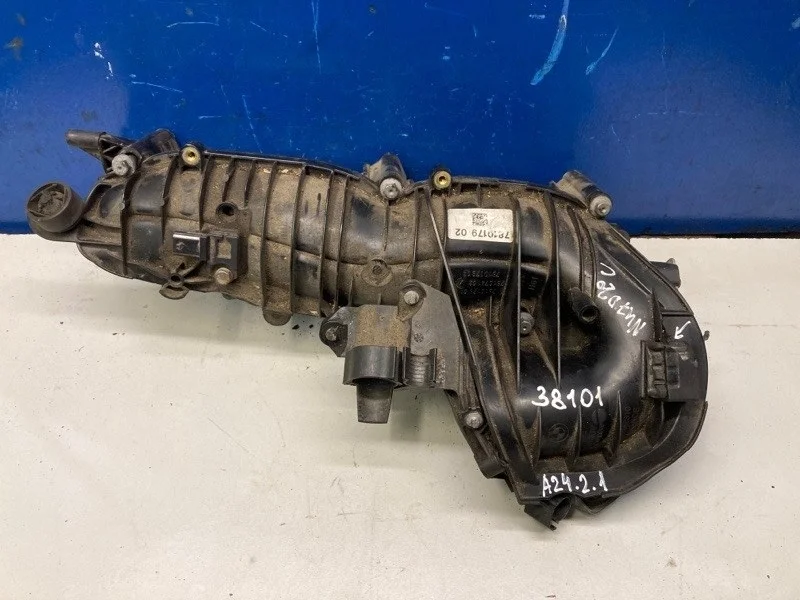 Коллектор впускной Bmw 3 E90 2008-2014 7810179 2.0 N47D20C