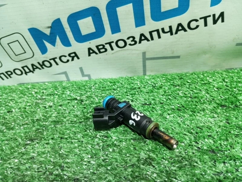 Форсунка топливная Chevrolet Cruze J300 F16D4