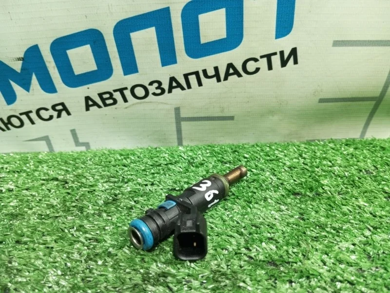 Форсунка топливная Chevrolet Cruze J300 F16D4
