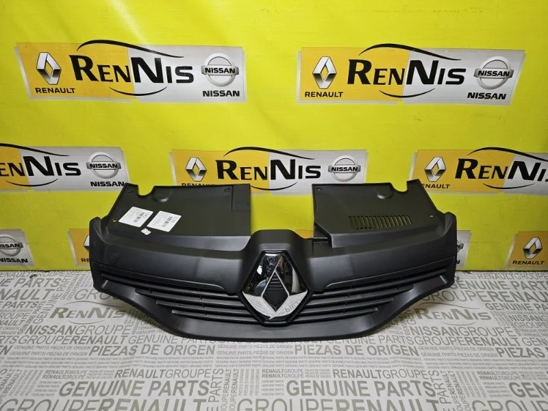 Решетка радиатора Renault Logan 2 2014