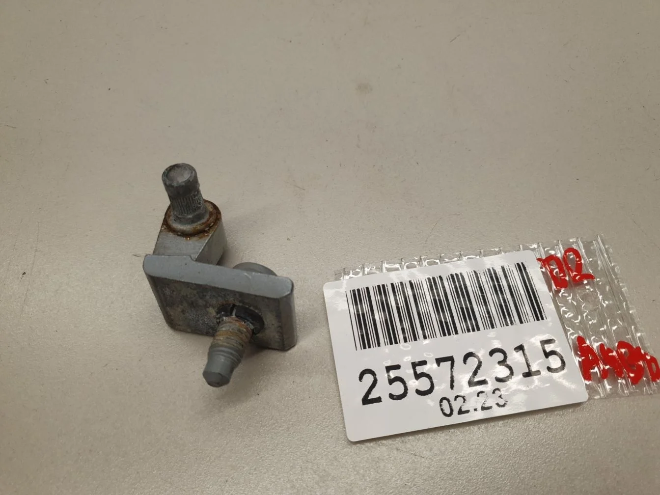 Петля двери правая для Audi A4 B8 2007-2015