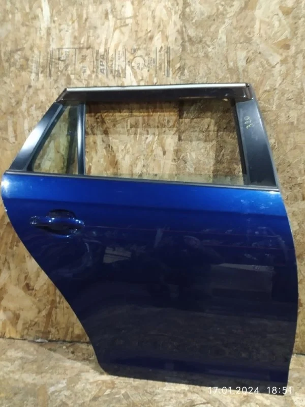 Дверь Volkswagen Golf 6 2009 AJ5