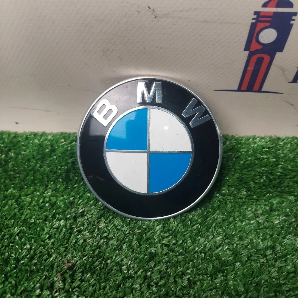 Эмблема BMW F10