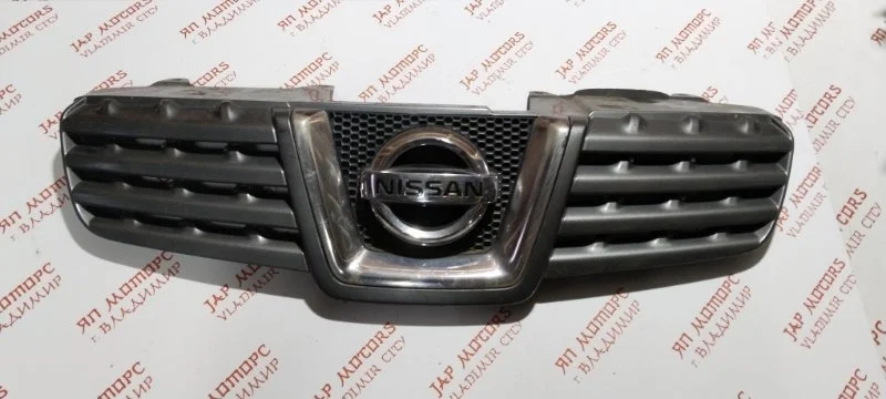 Решетка радиатора Nissan Qashqai J10 2.0 MR20 2008