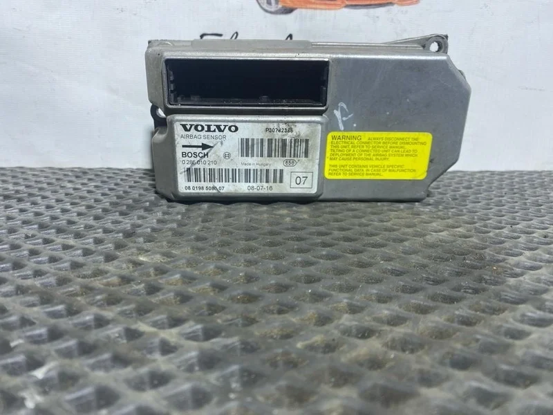 Блок управления SRS Volvo Xc90 30782386