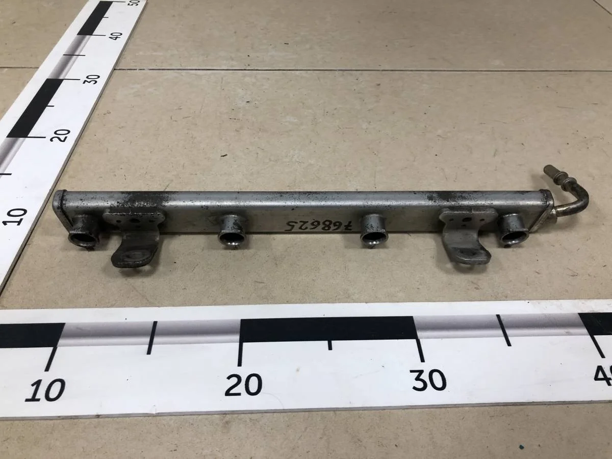 Рейка топливная рампа Nissan Qashqai J10 2006-2013