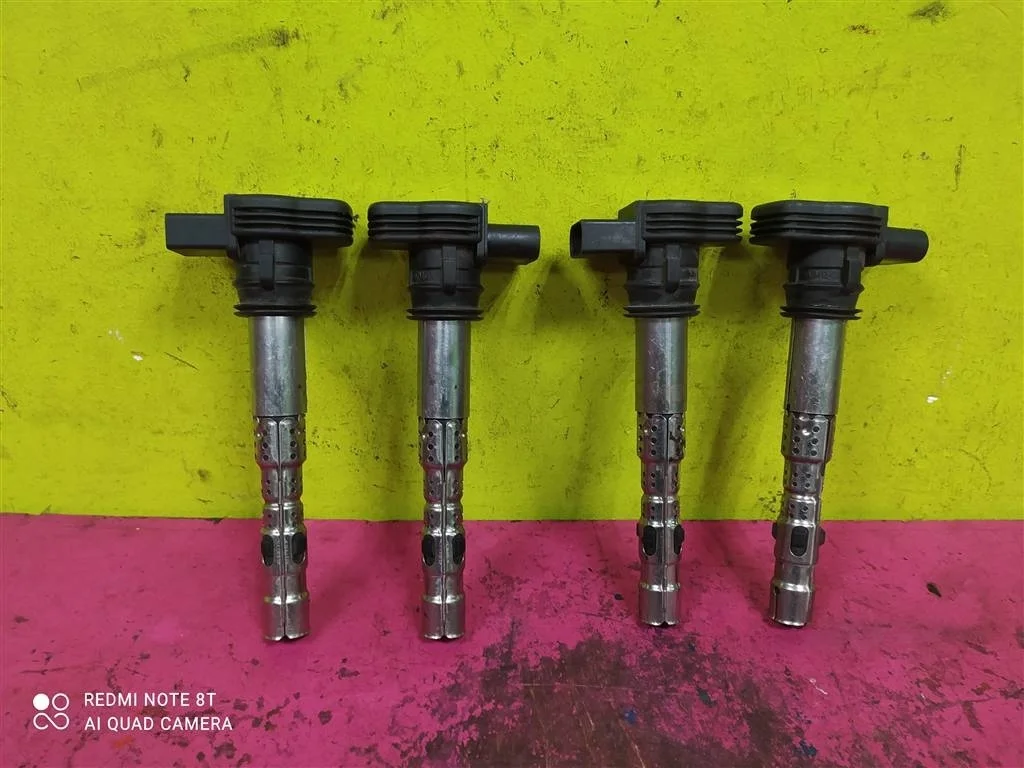 Катушка зажигания Octavia Yeti 1,8 CDA 06F905115F