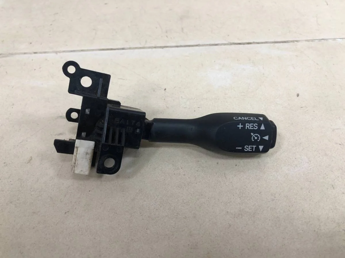 Переключатель круиз-контроля Toyota Auris E150 2006-2012