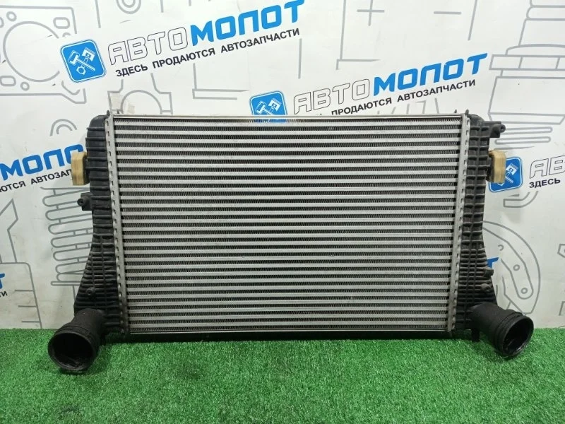 Интеркулер Volkswagen Tiguan 5N1 CAW
