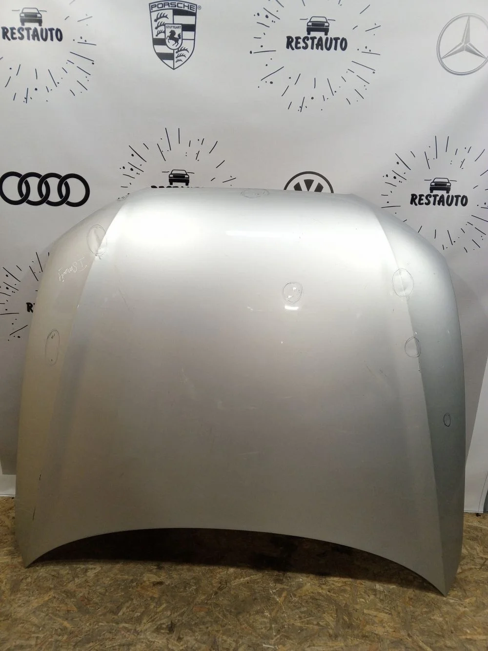 Капот Audi A6