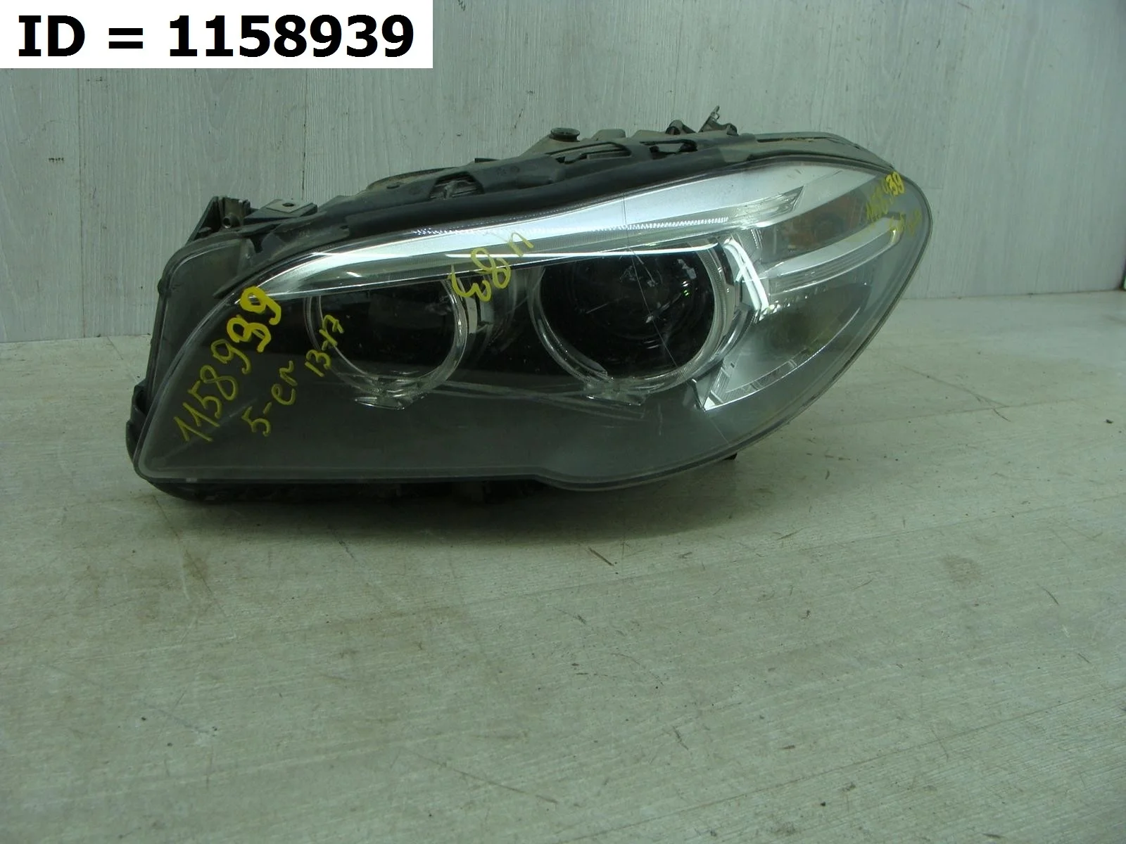 фара левая BMW 5 SERIES 6, F10 F11 Левый  63117343911 2009-2017 (контрактная запчасть)