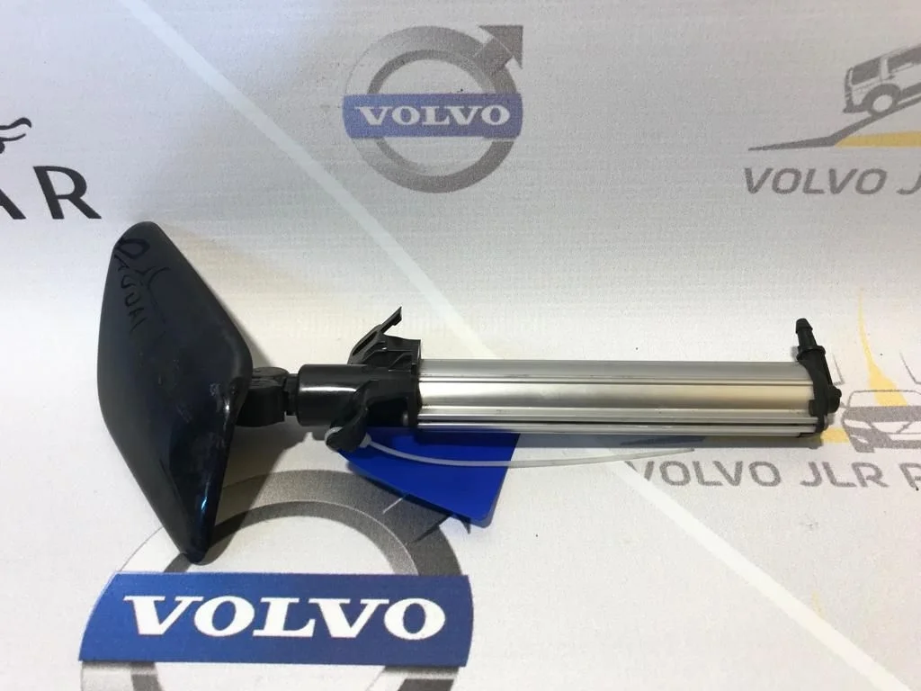 Форсунка омывателя фары правая Volvo S60 V60 S60 II (2010—2013)