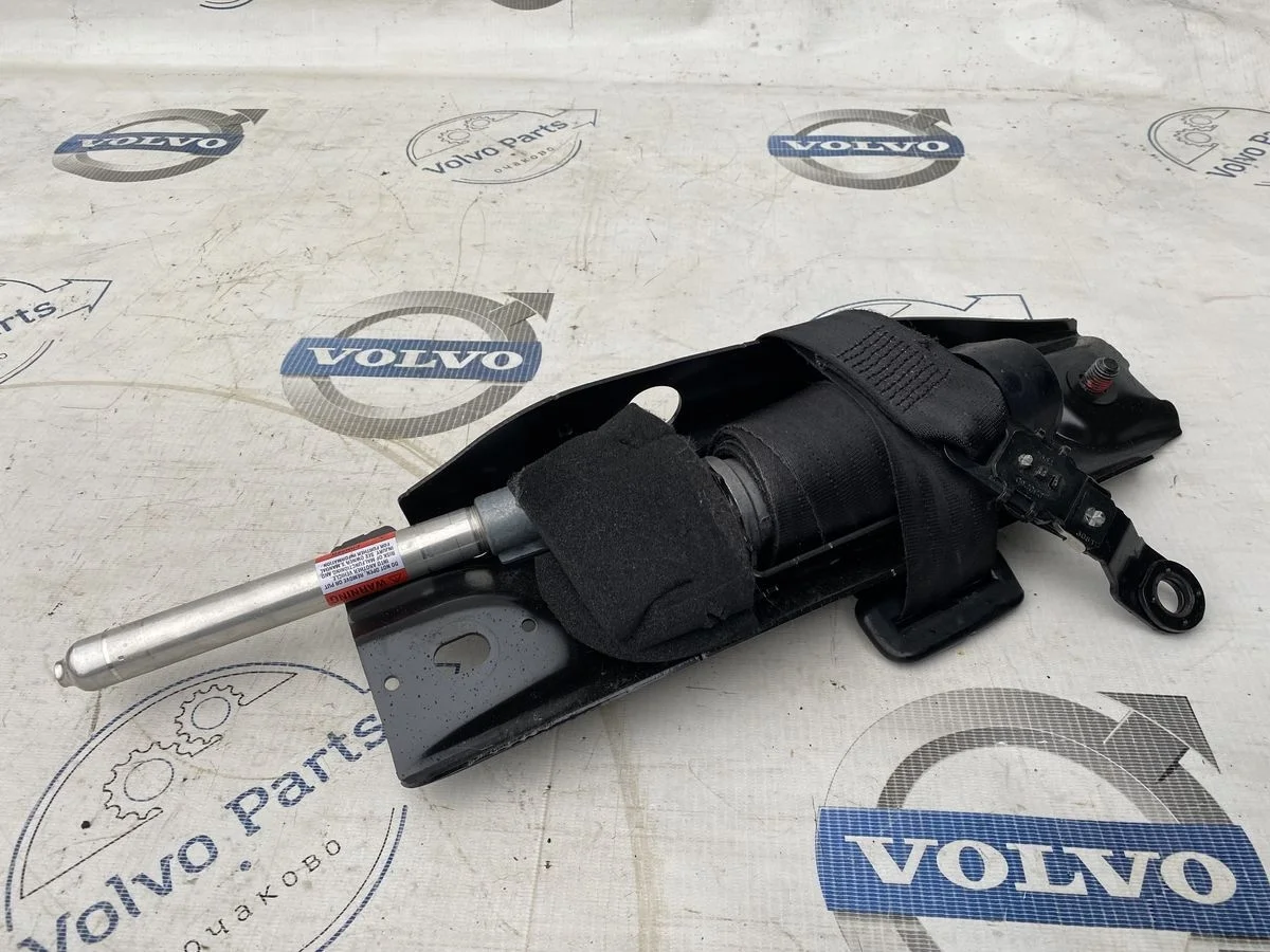 Ремень безопасности с пиропатроном Volvo V70 (S) V70 III (2007—2013) D5244T11