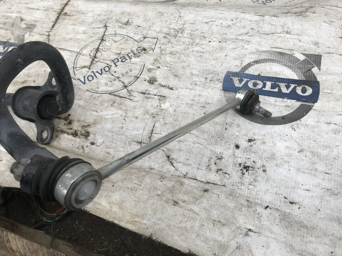 Стойка переднего стабилизатора Volvo V70 (S) (2008 V70 III (2007—2013)