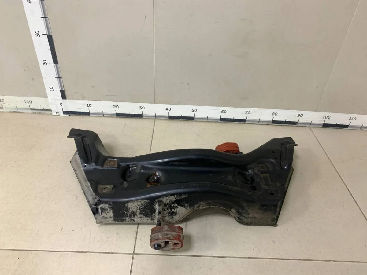 Балка подмоторная Skoda Fabia 6Y 1999-2007
