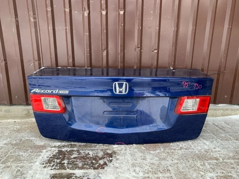 Крышка багажника Honda Accord 8 2008-2012