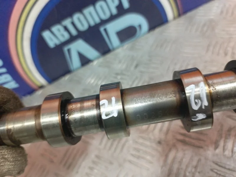 Распредвал Renault Scenic 2003-2009 8200978873 K4M