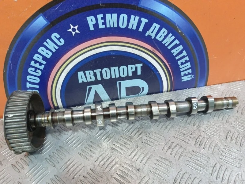 Распредвал Renault Scenic 2003-2009 8200978873 K4M