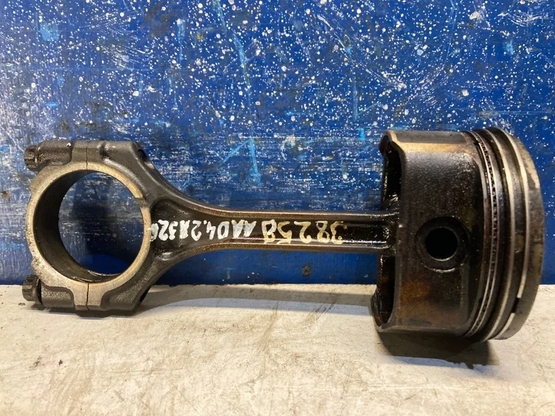 Шатун Kia Ceed 1 Ed 2007-2012 235102B000 1.6 G4FC