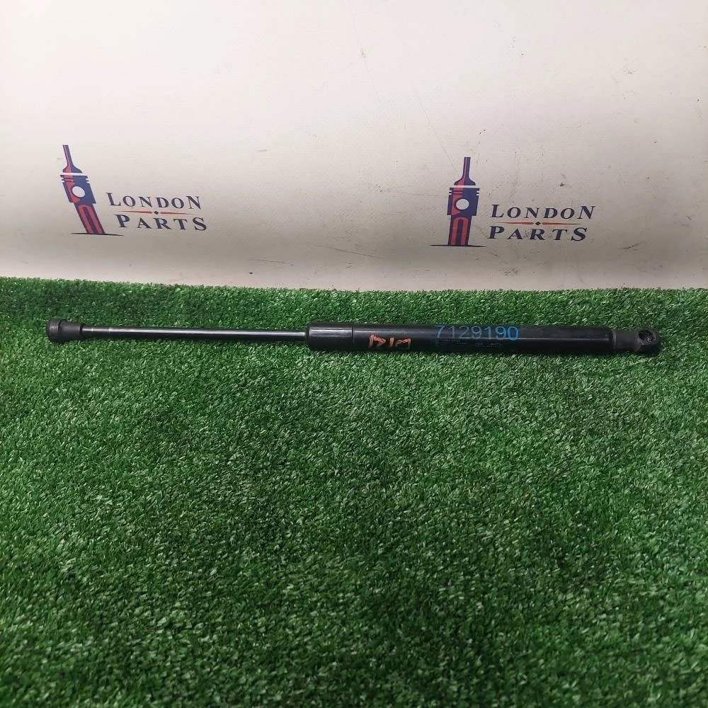 Амортизатор капота BMW E90