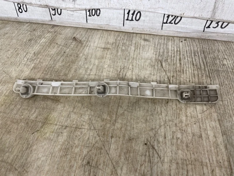 Кронштейн бампера MITSUBISHI OUTLANDER XL 2006 2007 2008 2009 2010 2011 2012 CW1W, CW4W, CW5W, CW6W, CW7W, CW8W