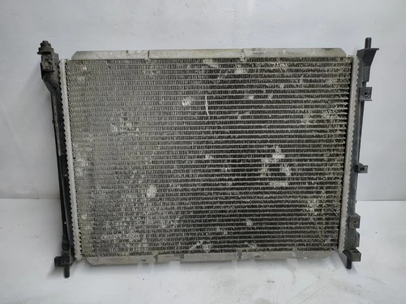 Радиатор охлаждения двигателя Nissan Note E11