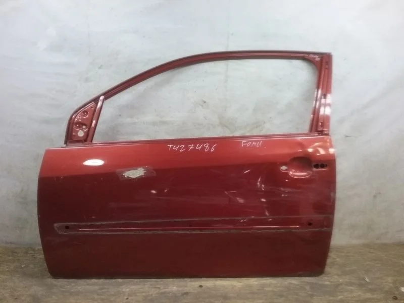 Дверь передняя левая Ford Fiesta 5 Coupe