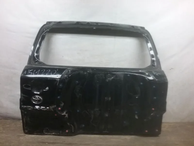 Крышка багажника Toyota RAV4 CA30