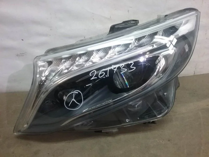 Фара левая Mercedes Benz V-klasse W447 LED