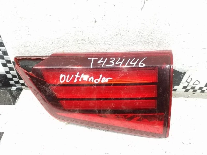 Фонарь правый внутренний Mitsubishi Outlander 3 Restail 2