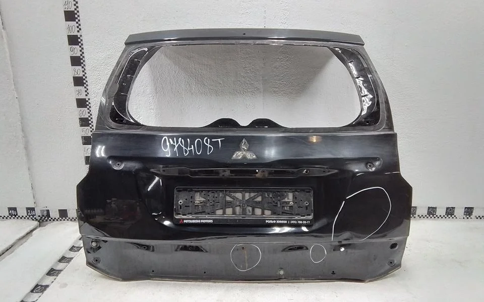 Крышка багажника Mitsubishi Pajero Sport 3