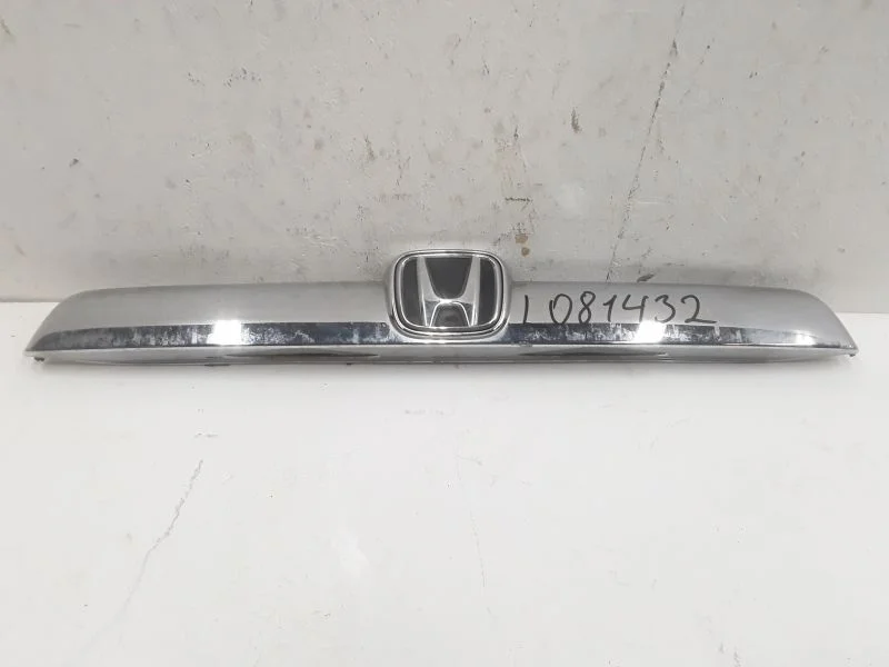Накладка хром крышки багажника Honda CR-V 3