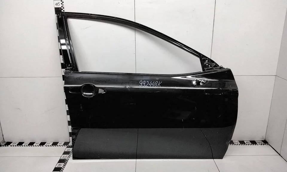 Дверь передняя правая Toyota Camry V70