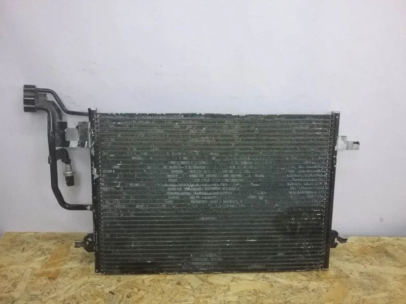 Радиатор кондиционера Skoda Superb 1