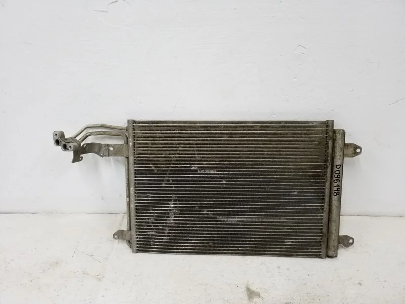 Радиатор кондиционера VolksWagen Scirocco 3
