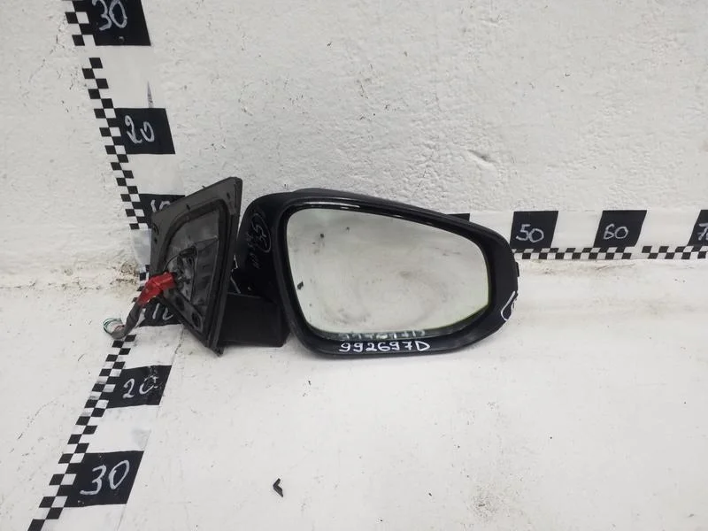 Зеркало правое Toyota RAV4 CA40 9 контактов