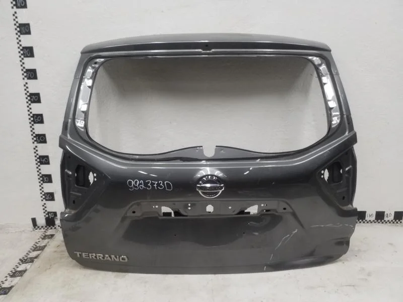 Крышка багажника Nissan Terrano 3
