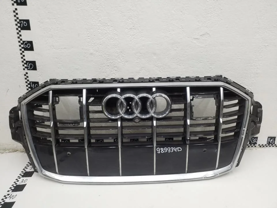Решетка радиатора Audi Q7 2 Restail